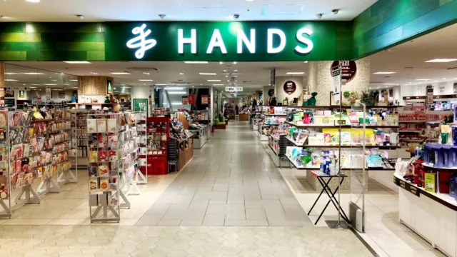 しずくちゃんのボンボンドロップシールはどこに売ってる？｜全6種の取扱店まとめ