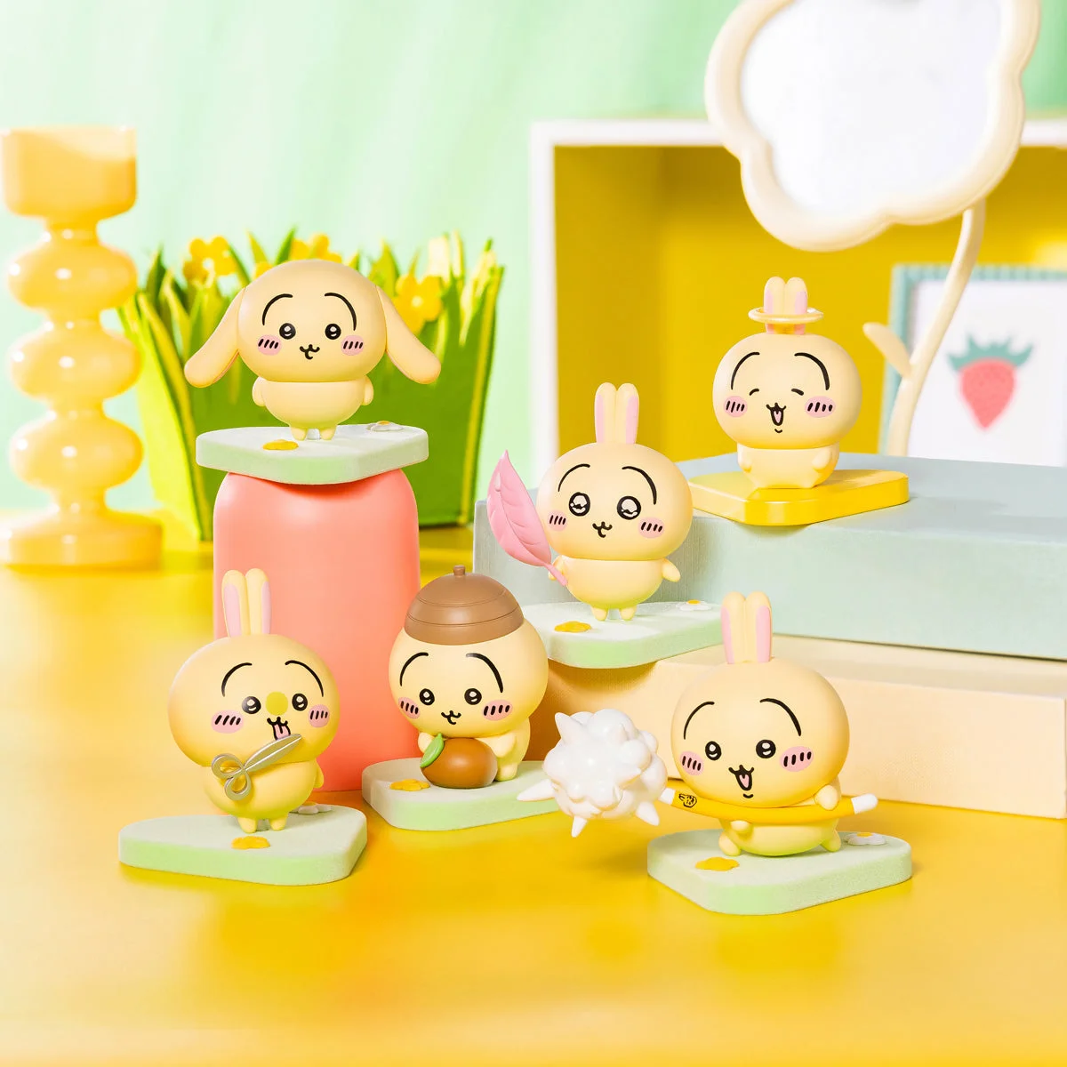 うさぎだらけフィギュアを並べたところ